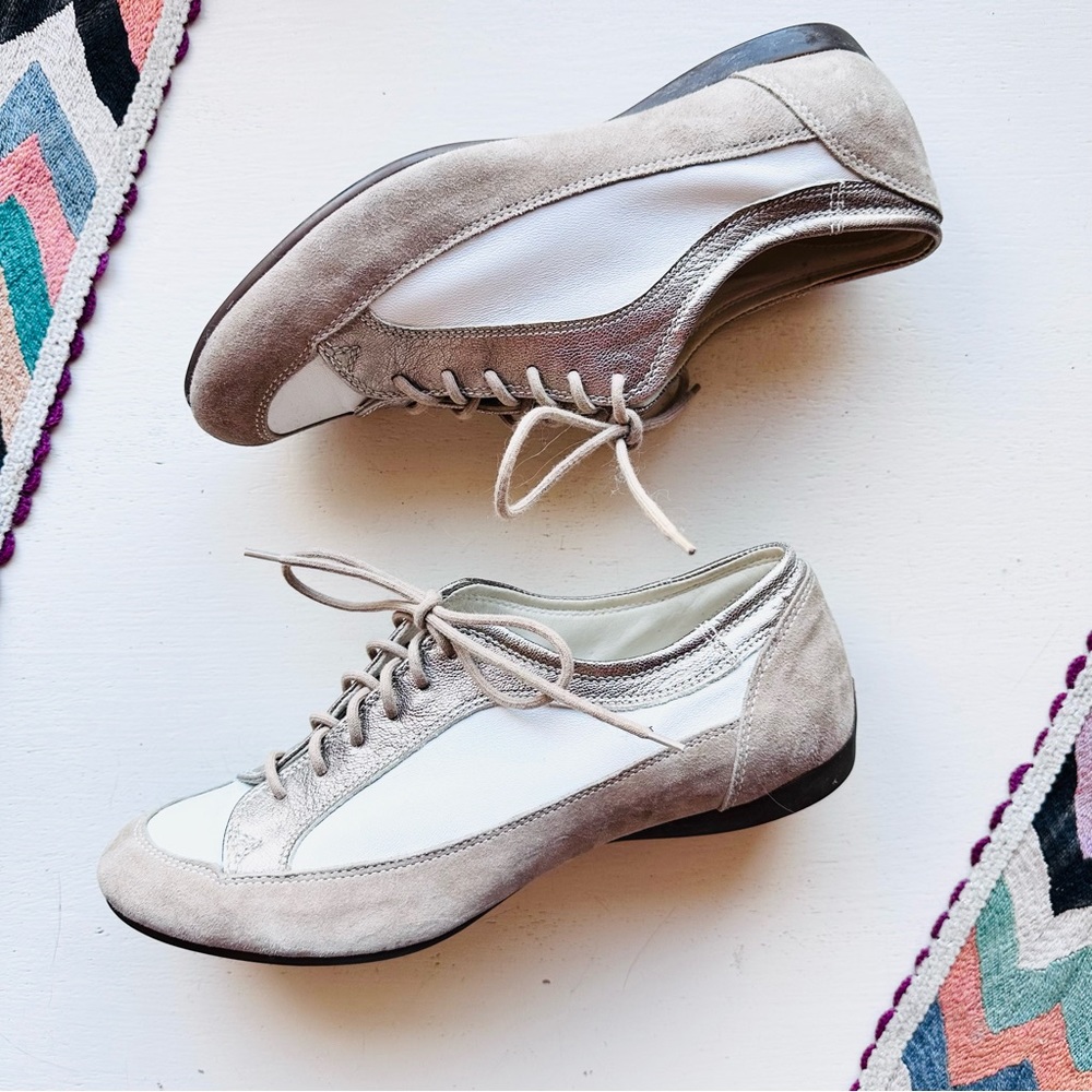 ATTILIO GIUSTI LEOMBRUNI White Muted Gold Genuine Leather Italian Saddle